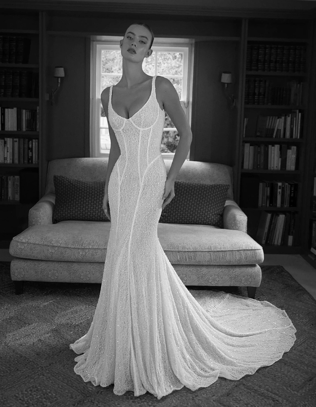 Vestidos de novia Alberto Palatchi de líneas limpias y estilo minimalista